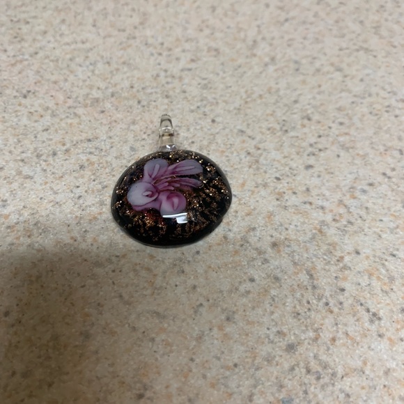 Dried  Flower Filled Rock Pendant - Picture 3 of 4